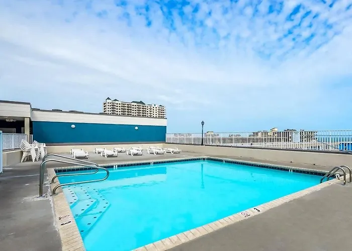 Astoria 104 *